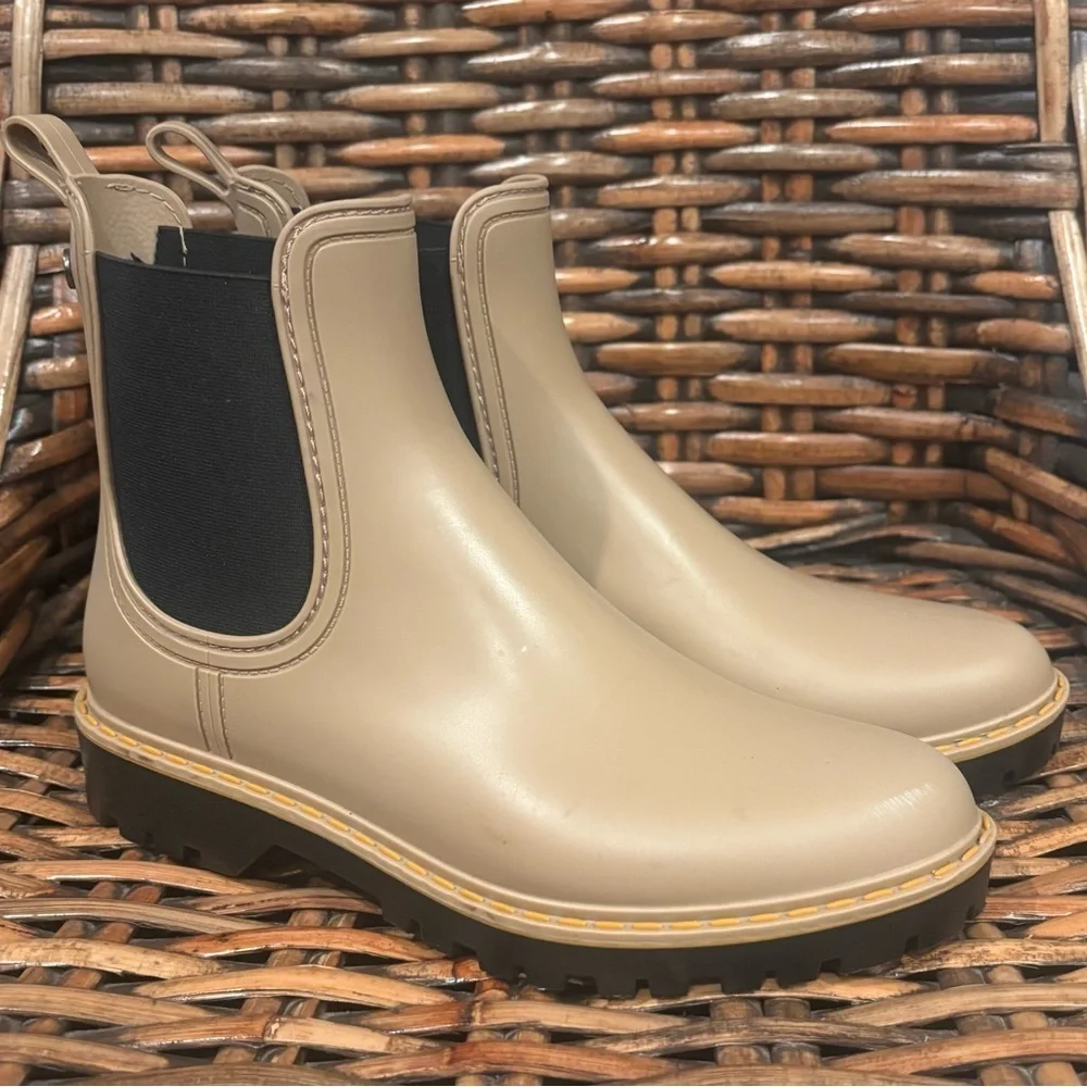 Igor Beige and Black Igor Ladies Rain Boots, Ankle Boots, Lug Soles, Size 8.5